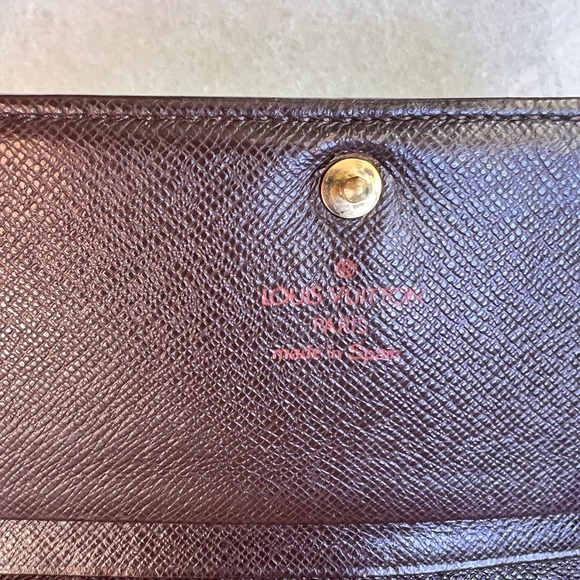 LV wallet - Picture 3 of 13